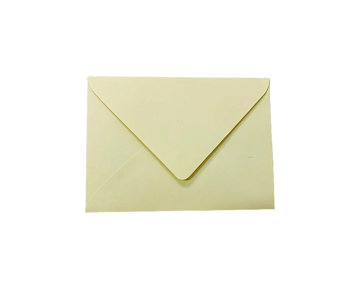 SOBRE COMERCIAL PEQUE 114x162 90 GS x 25 U. CREMA